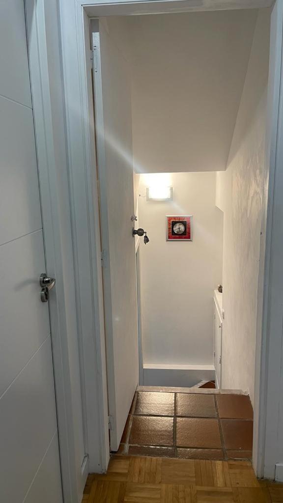 Cool Basement Studio In Hosts House With Private Terrace And Bbq Zizur Mayor Dış mekan fotoğraf